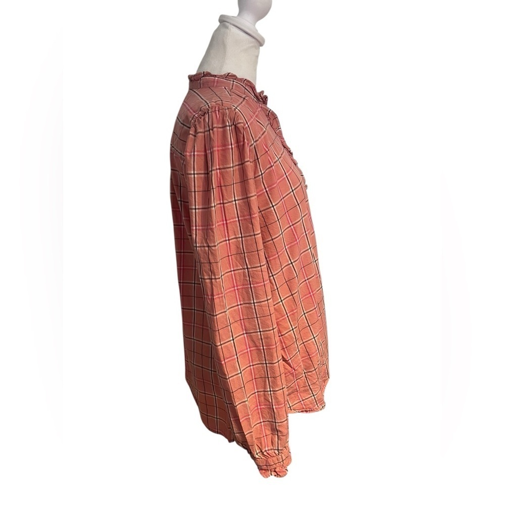 2 LOFT Size L Ruffle Blouses Pink & Blue Button Down Tops Feminine Work Casual - Picture 7 of 7